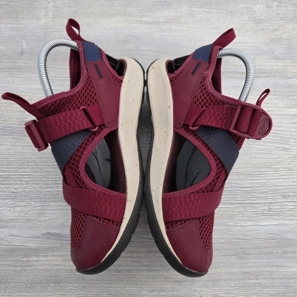 Chaco Odyssey Sandals Burgundy Mesh Hybrid Water Shoes Mens 7 J106473